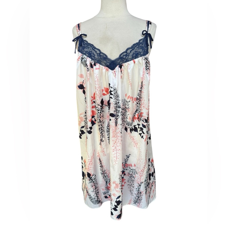 1990s/Y2k Oscar de la Renta Floral V-Neck Lace Trim Babydoll Nightgown/Slip Dres - Picture 1 of 7